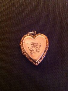 Heart 9ct Gold Pendant Antique