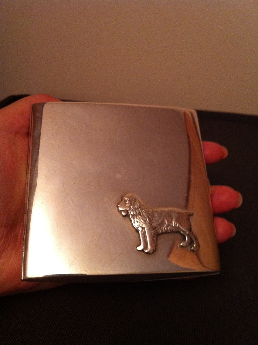 dog emboss silver cigarrete case