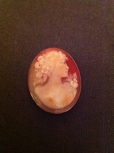 antique gold cameo lady with flower