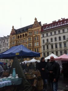 naschmarkt flea market vienna