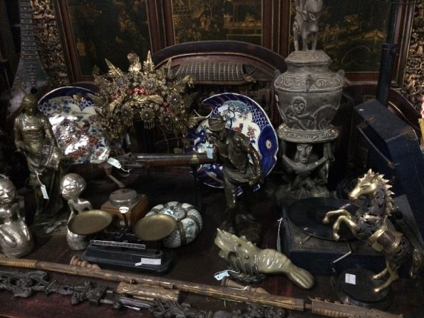 Moesson Antiques Gallery